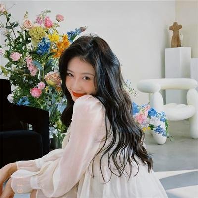 女儿国嬉春